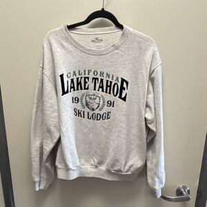 Hollister Lake Tahoe Ski Lodge Graphic Fleece Crewneck Sweatshirt Gray Men's L